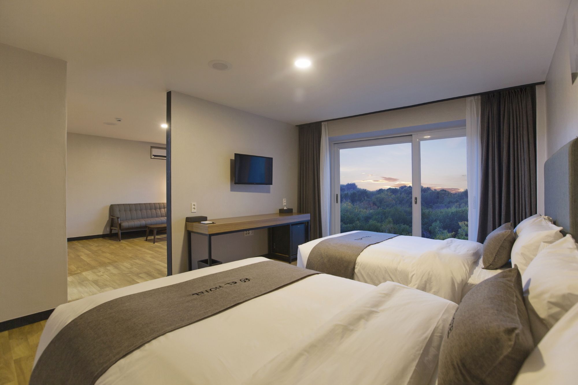EL Hotel Yangyang Buitenkant foto